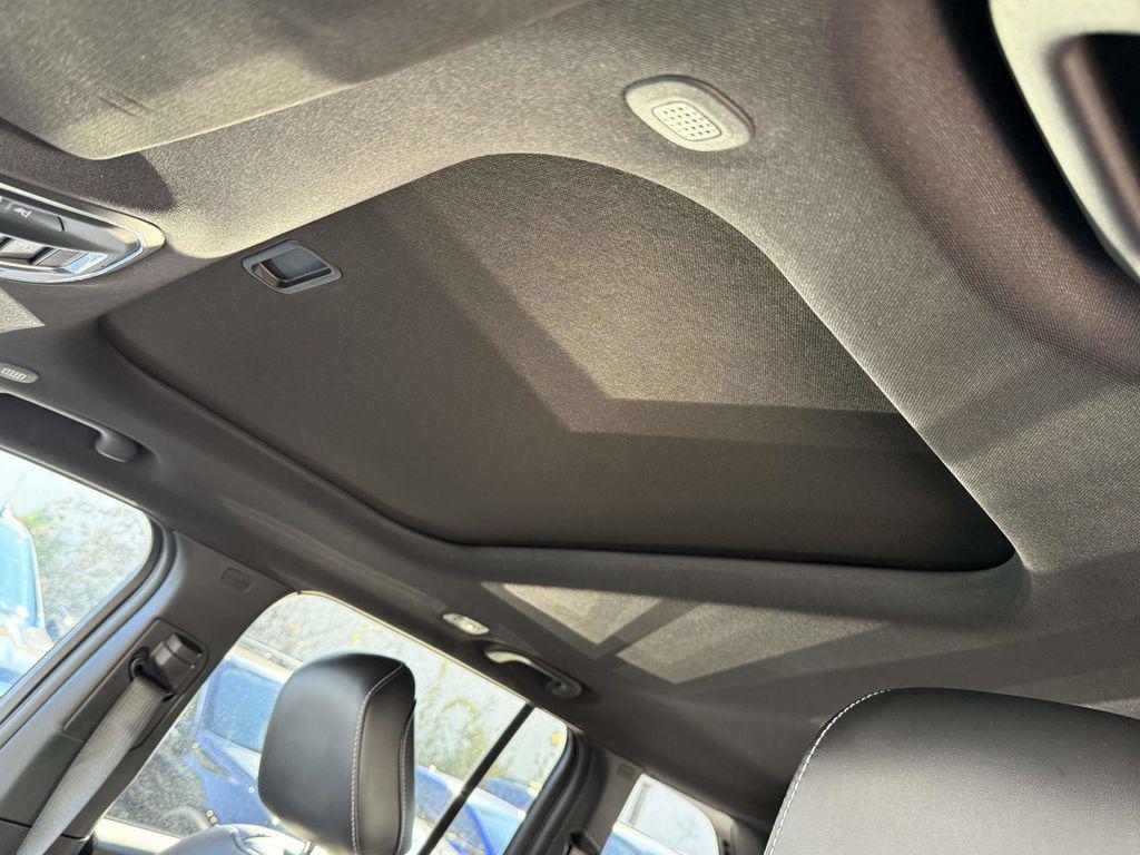 used 2025 Jeep Grand Cherokee car, priced at $37,000