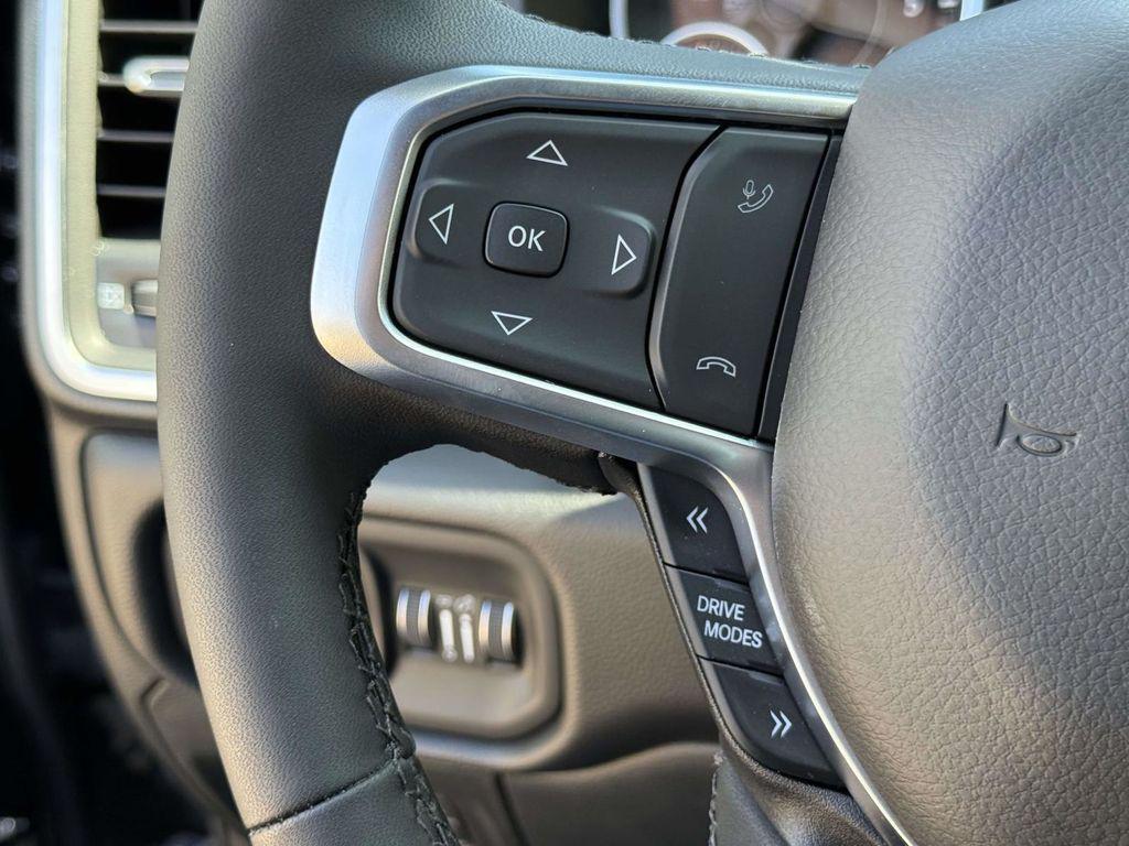 new 2025 Ram 1500 car, priced at $47,197