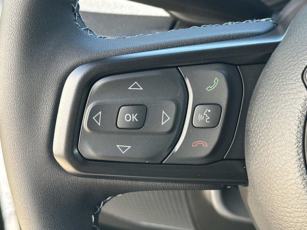 new 2025 Jeep Wrangler car, priced at $45,432