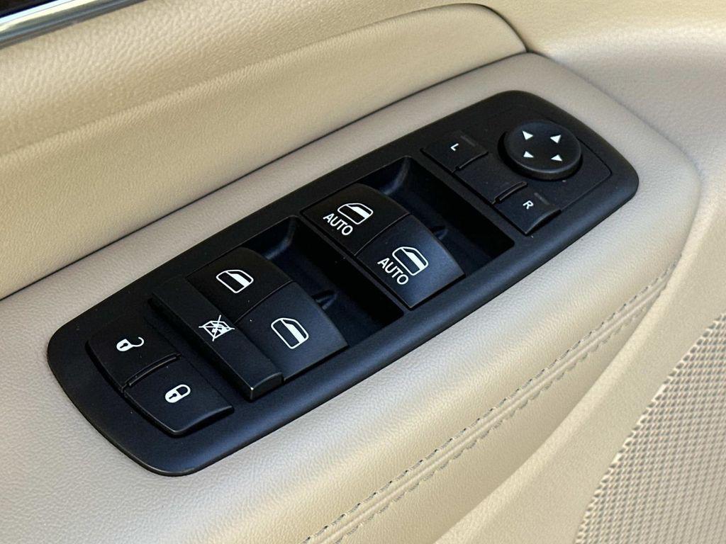 used 2018 Jeep Grand Cherokee car, priced at $18,995