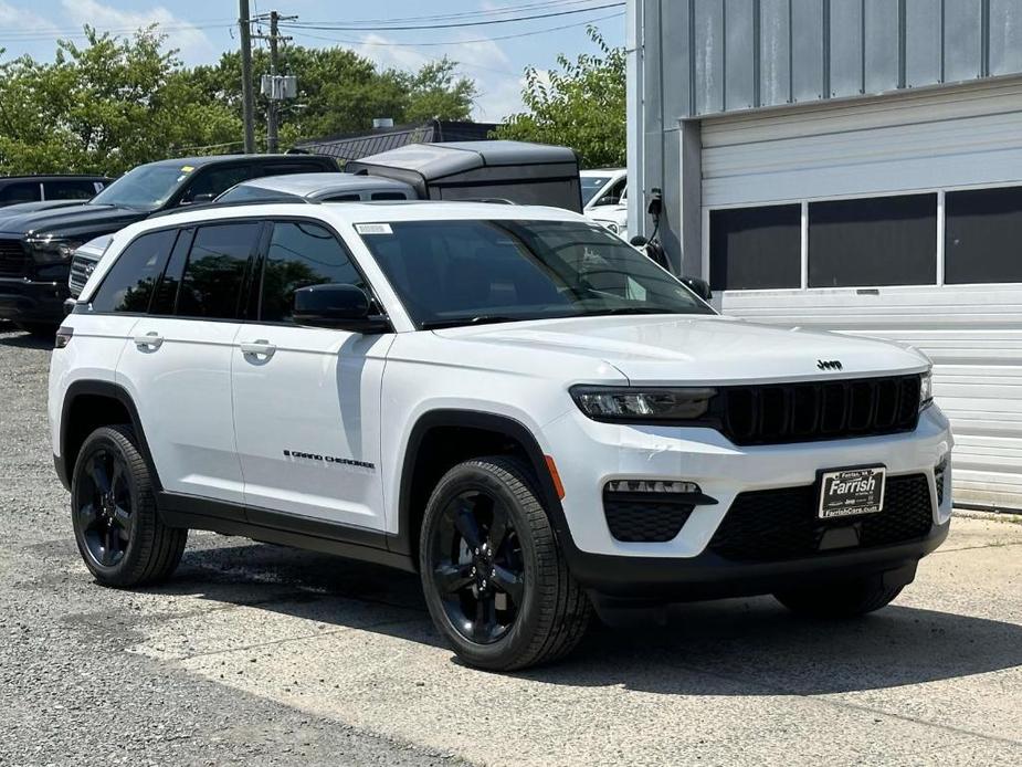 new 2024 Jeep Grand Cherokee car, priced at $44,699