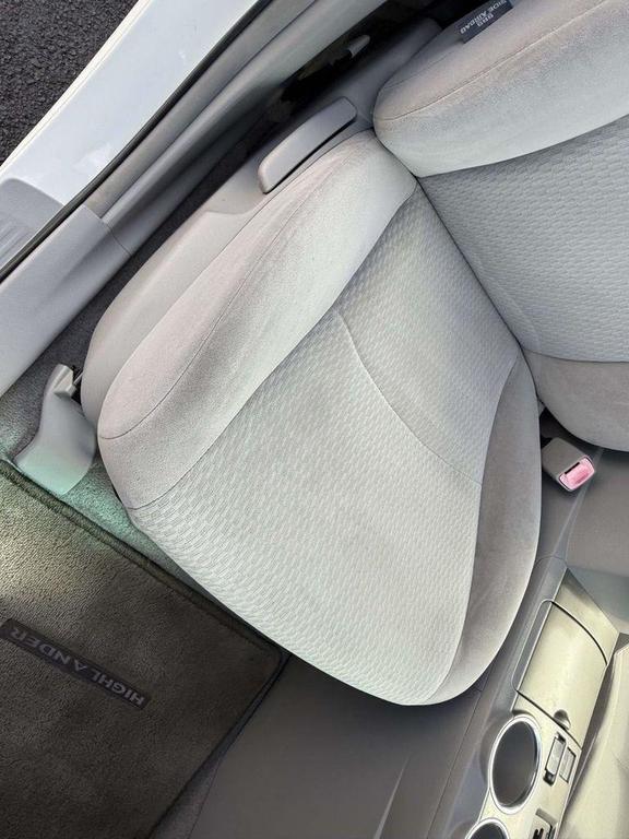 used 2008 Toyota Highlander car, priced at $8,995