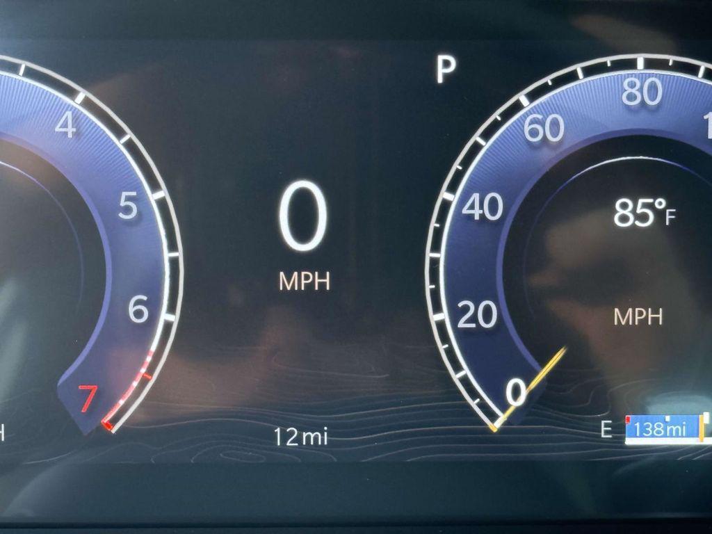 new 2025 Jeep Grand Cherokee car, priced at $40,002