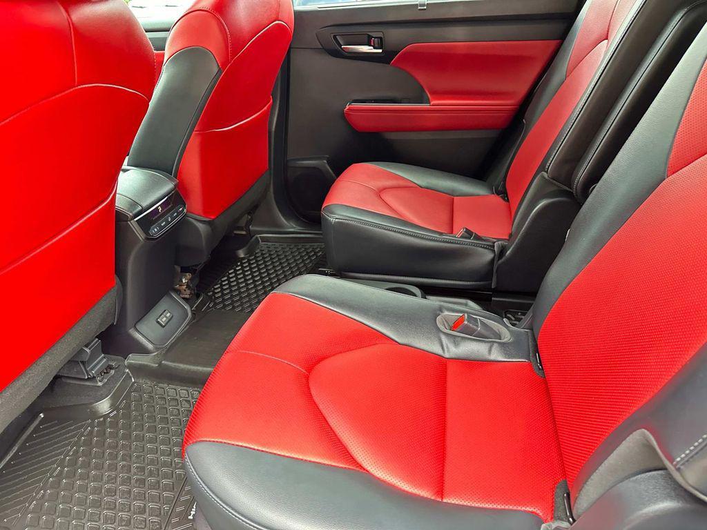 used 2023 Toyota Highlander car, priced at $41,995