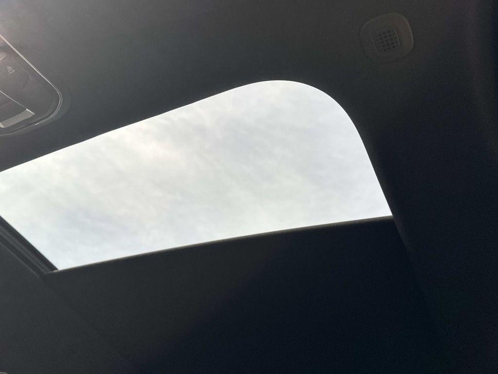 new 2025 Jeep Grand Cherokee car, priced at $53,770