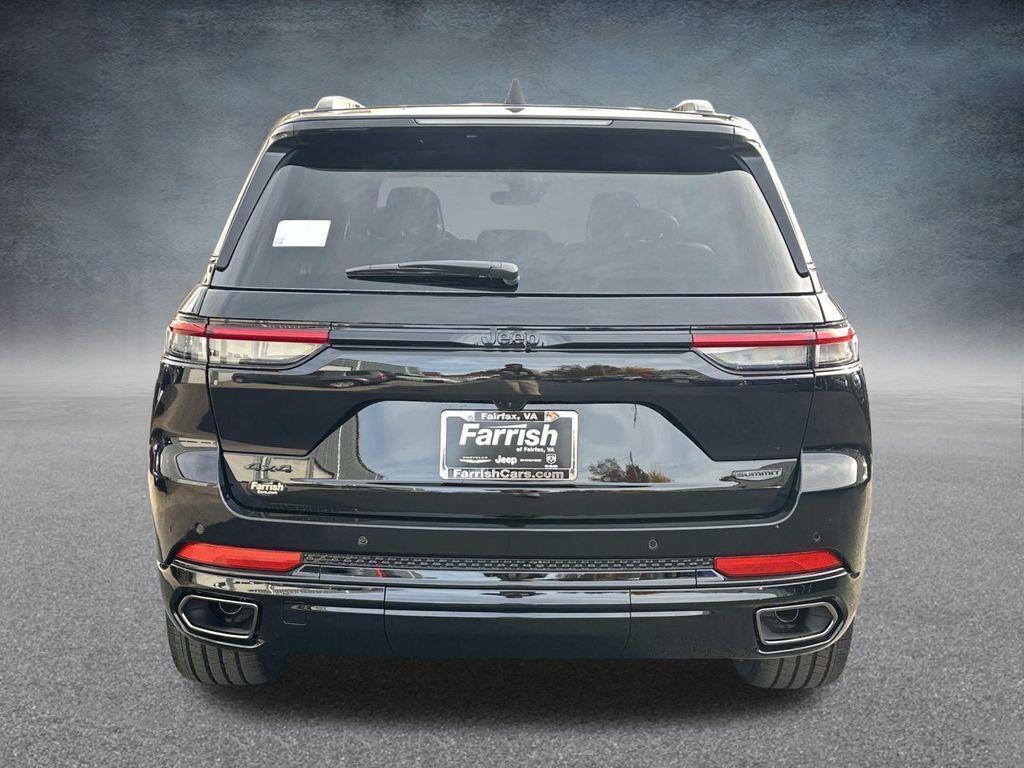 new 2025 Jeep Grand Cherokee car, priced at $53,770
