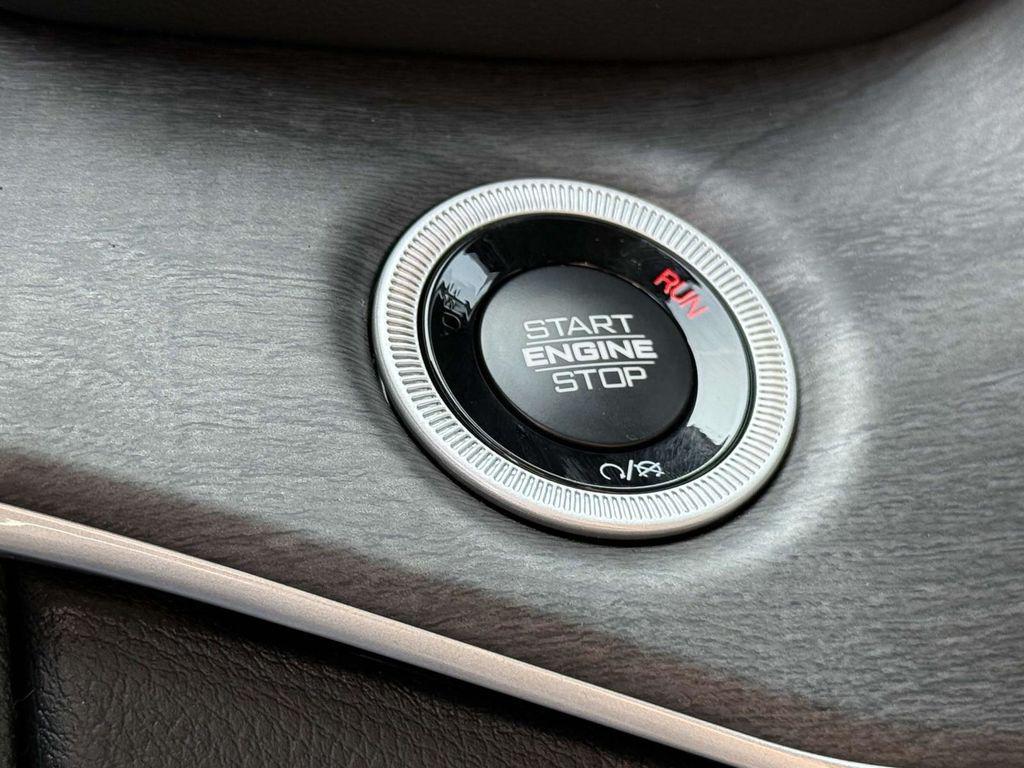 new 2025 Jeep Grand Cherokee L car, priced at $40,016