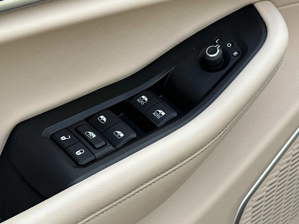 used 2021 Jeep Grand Cherokee L car, priced at $25,995