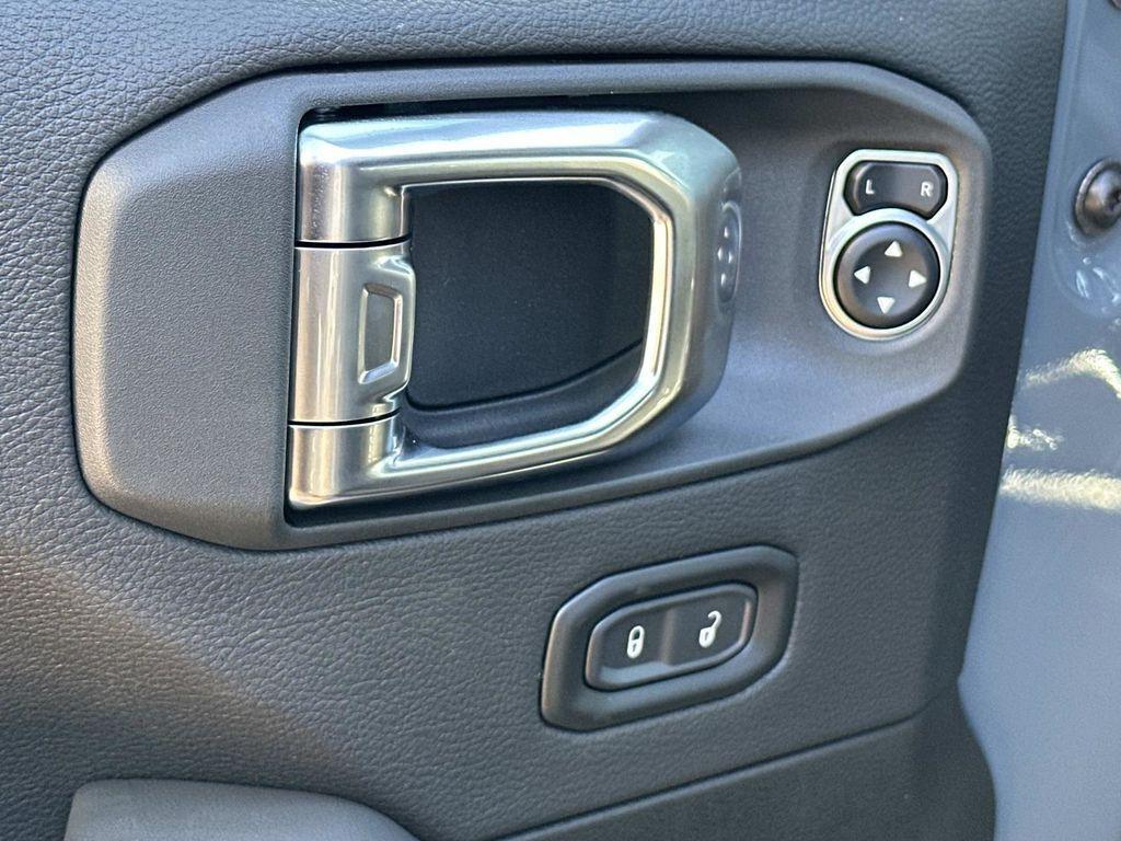 new 2026 Jeep Wrangler car, priced at $62,066