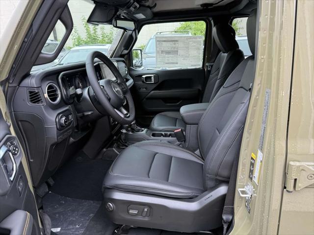 new 2025 Jeep Gladiator car, priced at $41,600