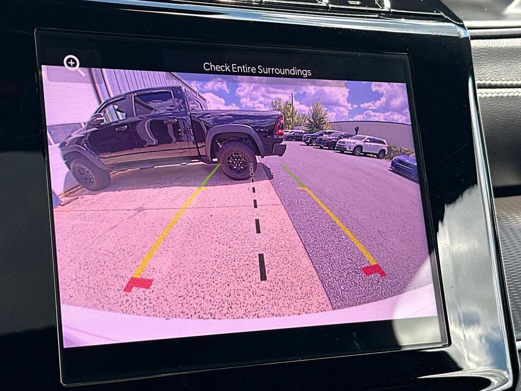 used 2025 Jeep Grand Cherokee car, priced at $34,600