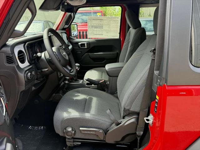 new 2025 Jeep Wrangler car, priced at $33,932