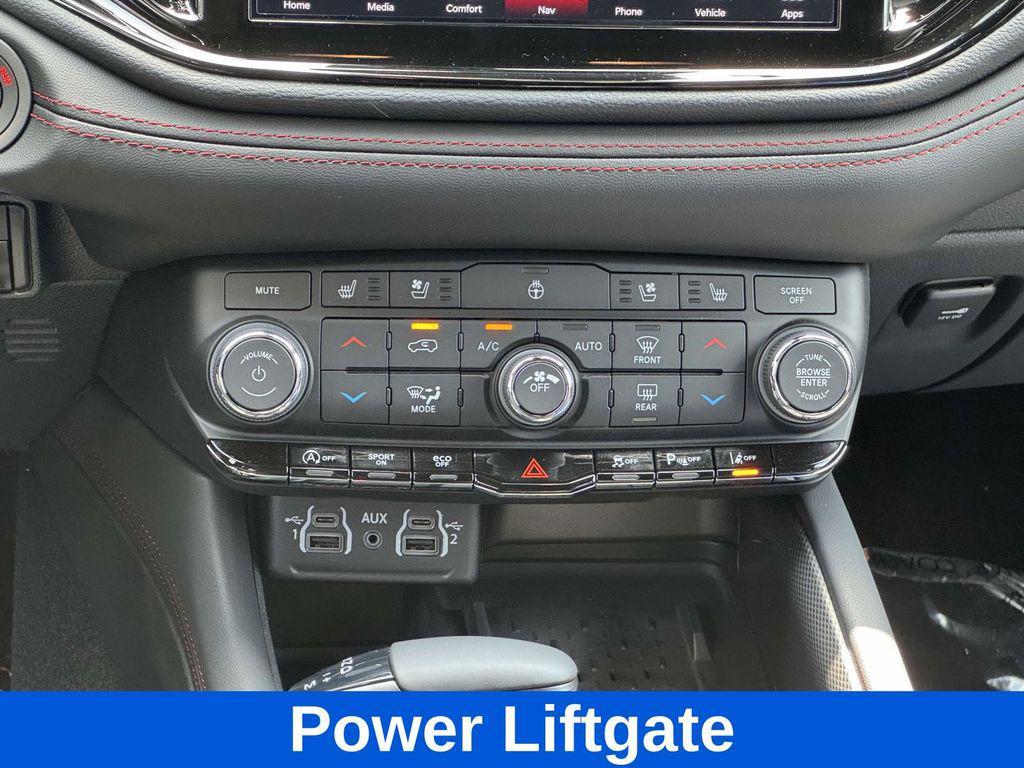 new 2025 Dodge Durango car, priced at $41,427