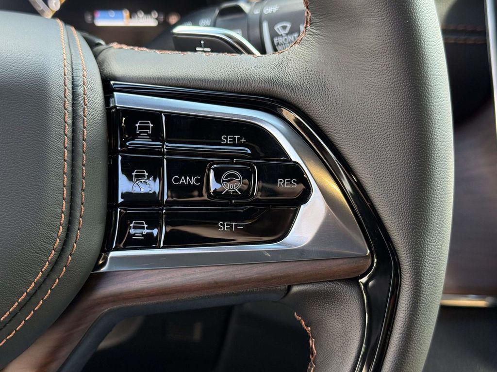 new 2025 Jeep Grand Cherokee car, priced at $53,770