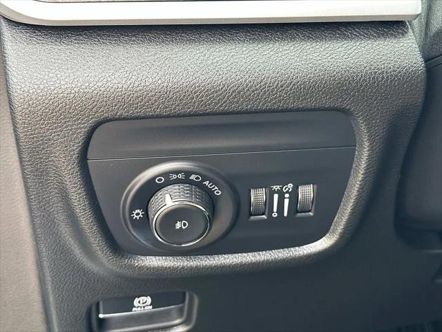 used 2025 Jeep Grand Cherokee L car, priced at $45,500