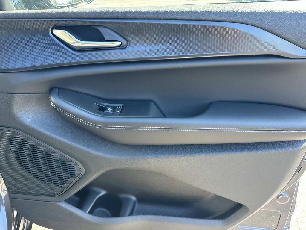 new 2025 Jeep Grand Cherokee L car, priced at $39,165