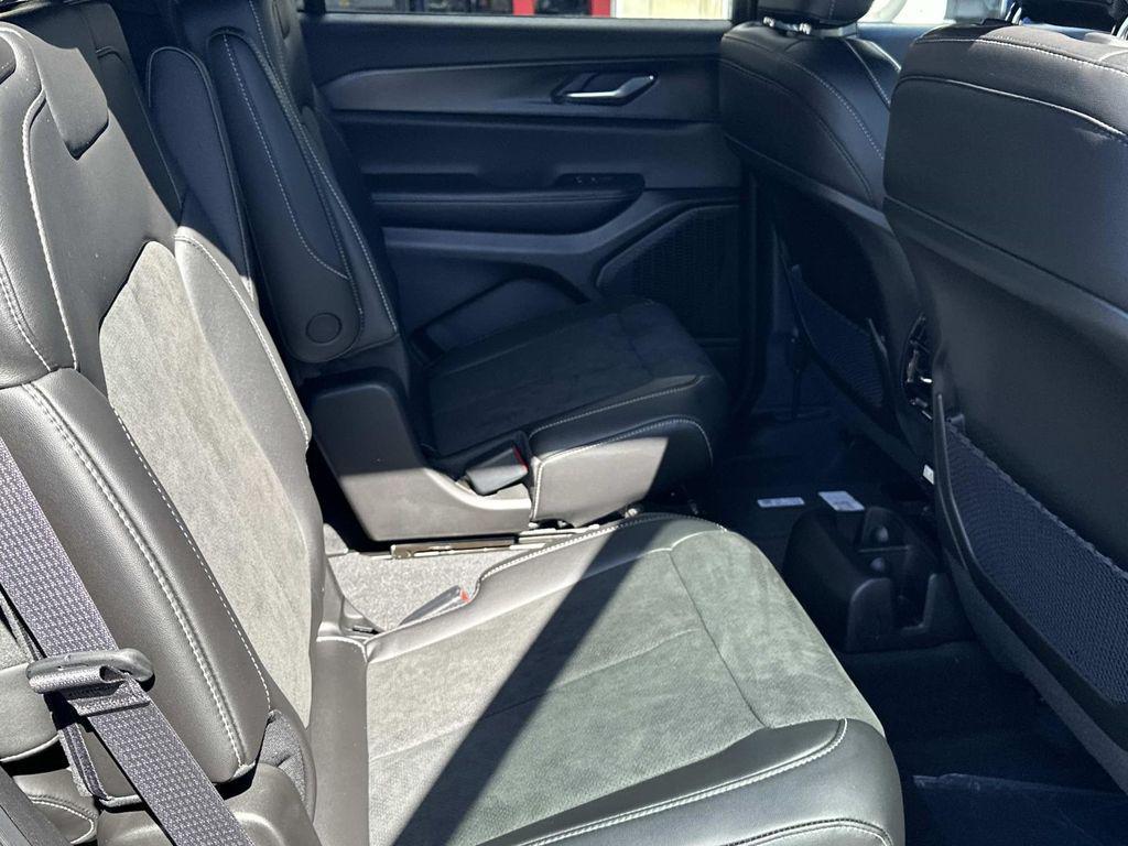 new 2025 Jeep Grand Cherokee L car, priced at $39,165