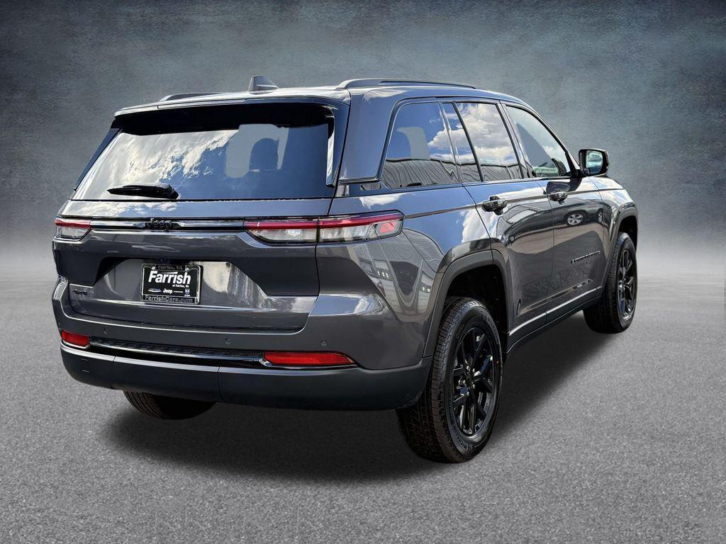 new 2025 Jeep Grand Cherokee car, priced at $38,955