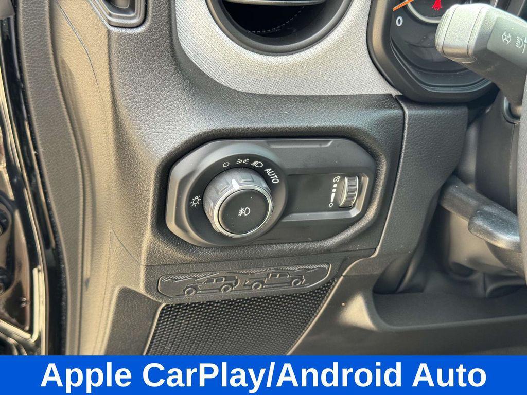 new 2025 Jeep Wrangler car, priced at $45,224