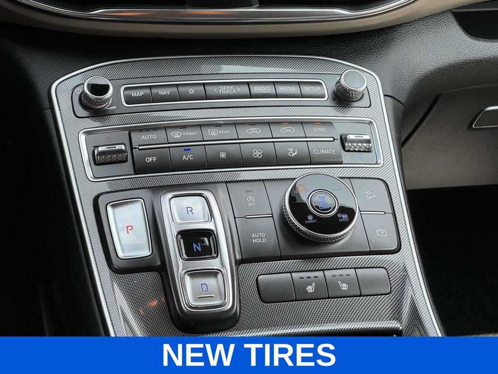 used 2023 Hyundai Santa Fe car, priced at $22,900
