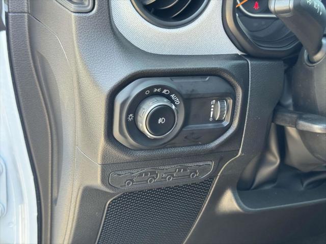 new 2025 Jeep Wrangler car, priced at $35,324
