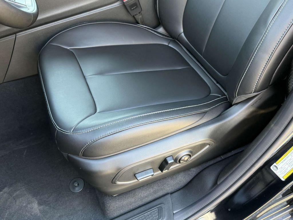 new 2025 Jeep Grand Cherokee car, priced at $40,752