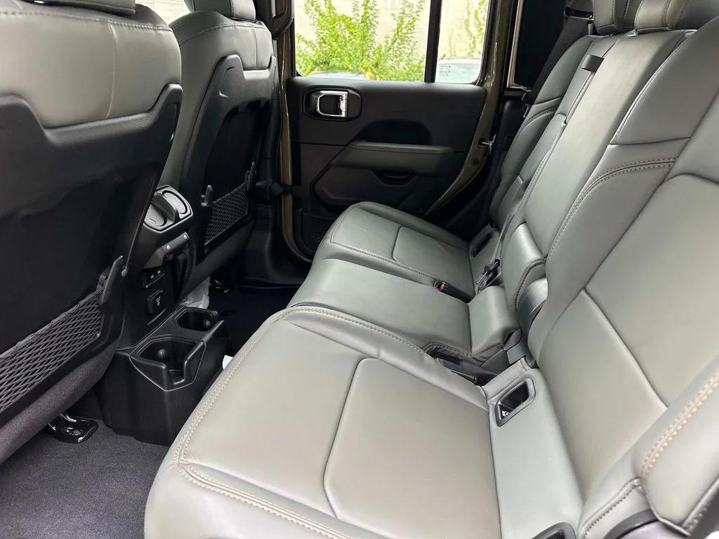 new 2025 Jeep Gladiator car, priced at $49,995