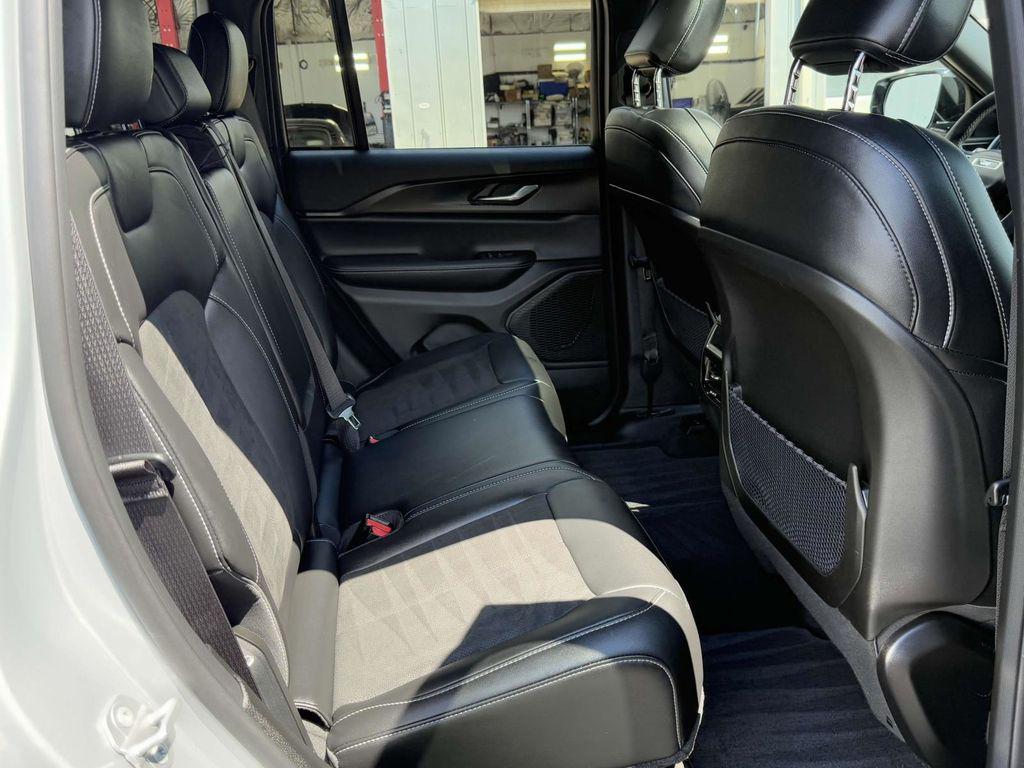 used 2025 Jeep Grand Cherokee car, priced at $35,000