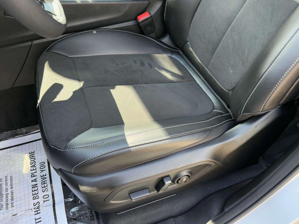used 2025 Jeep Grand Cherokee car, priced at $35,000