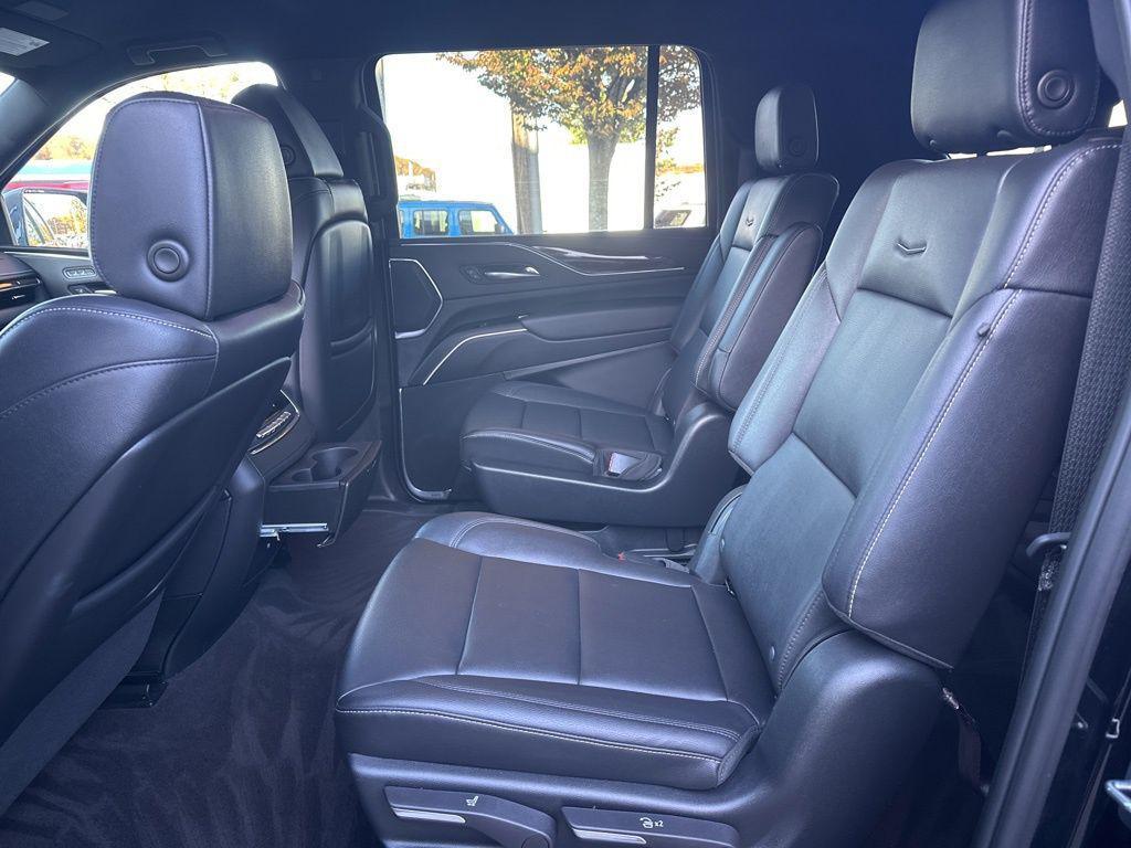 used 2023 Cadillac Escalade ESV car, priced at $57,995