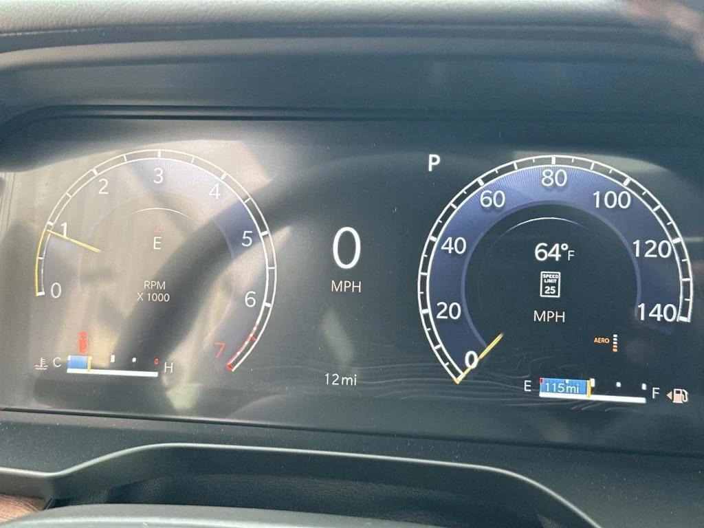 new 2025 Jeep Grand Cherokee car, priced at $53,770