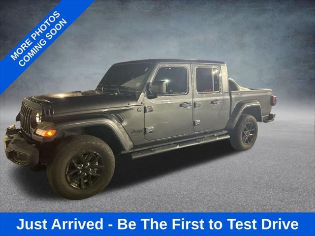 used 2022 Jeep Gladiator car, priced at $30,308