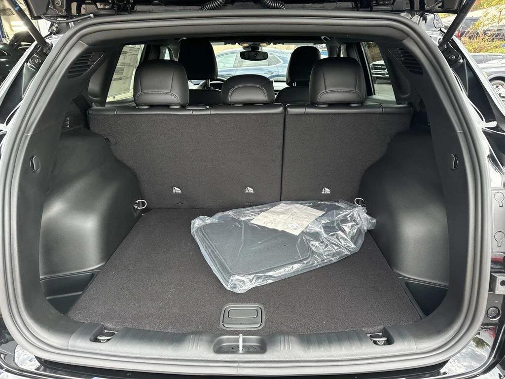 new 2026 Jeep Compass car, priced at $27,184