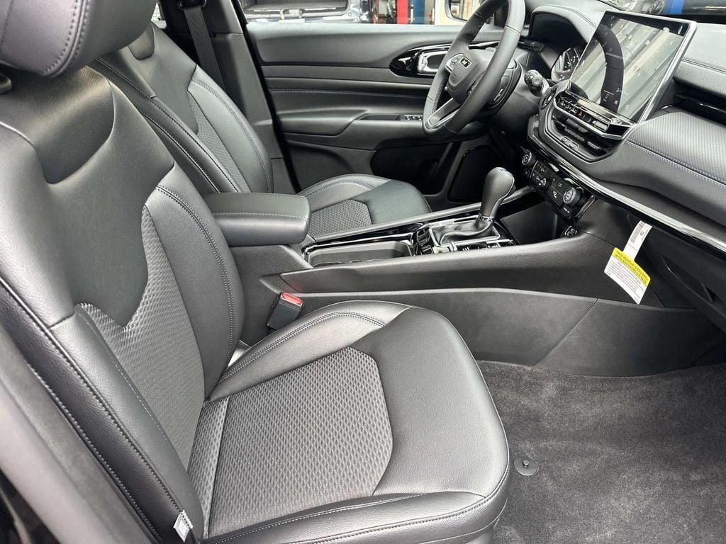 new 2026 Jeep Compass car, priced at $27,184