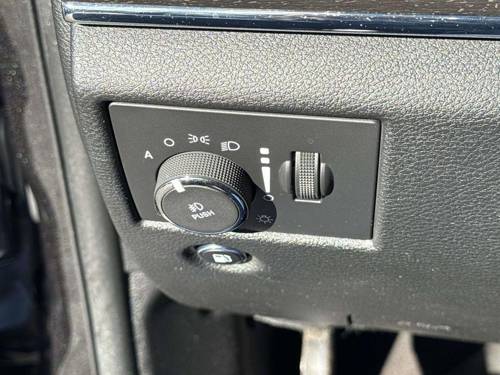 used 2016 Jeep Grand Cherokee car, priced at $15,690