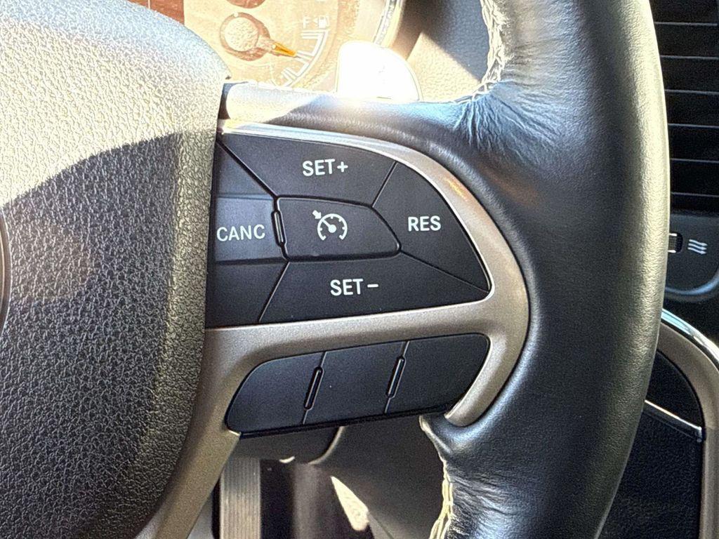 used 2016 Jeep Grand Cherokee car, priced at $15,690