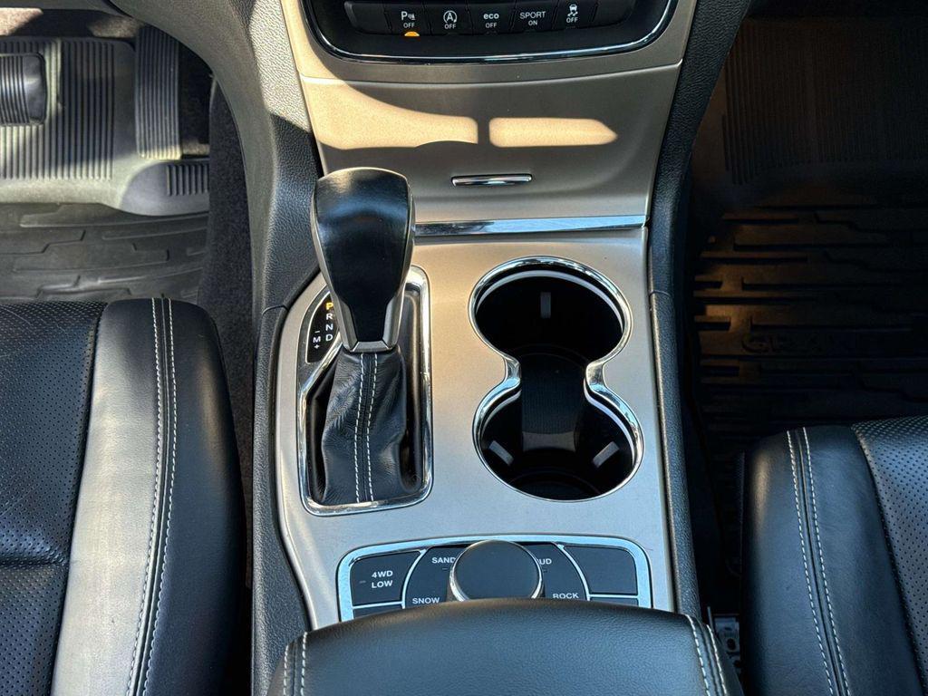 used 2016 Jeep Grand Cherokee car, priced at $15,690