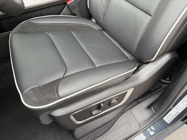 new 2025 Ram 1500 car, priced at $53,298