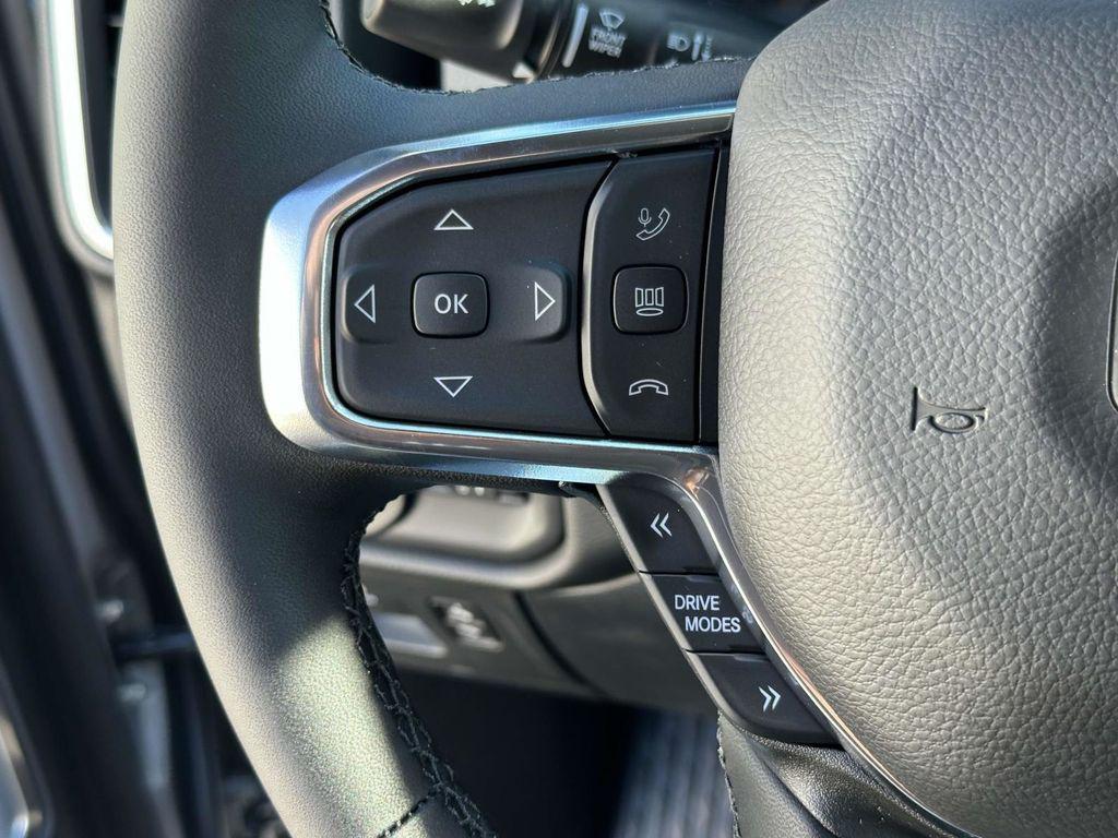 new 2025 Ram 1500 car, priced at $54,642