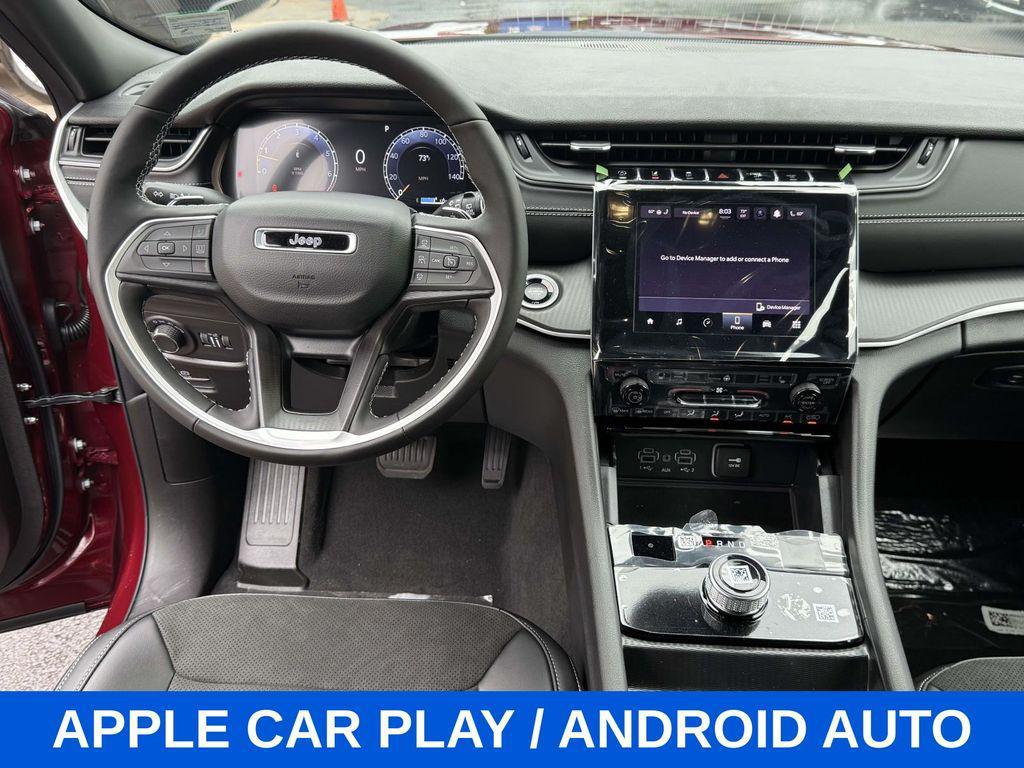 new 2025 Jeep Grand Cherokee car, priced at $39,830