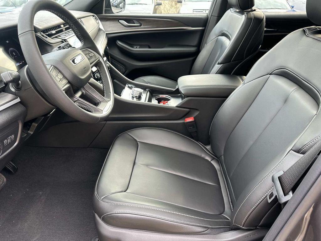 new 2025 Jeep Grand Cherokee L car, priced at $45,529