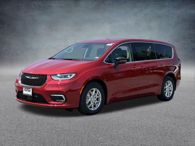 new 2024 Chrysler Pacifica car, priced at $34,956