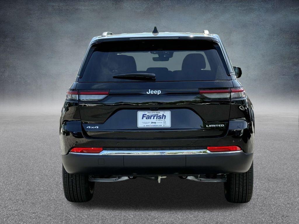 new 2025 Jeep Grand Cherokee car, priced at $41,752