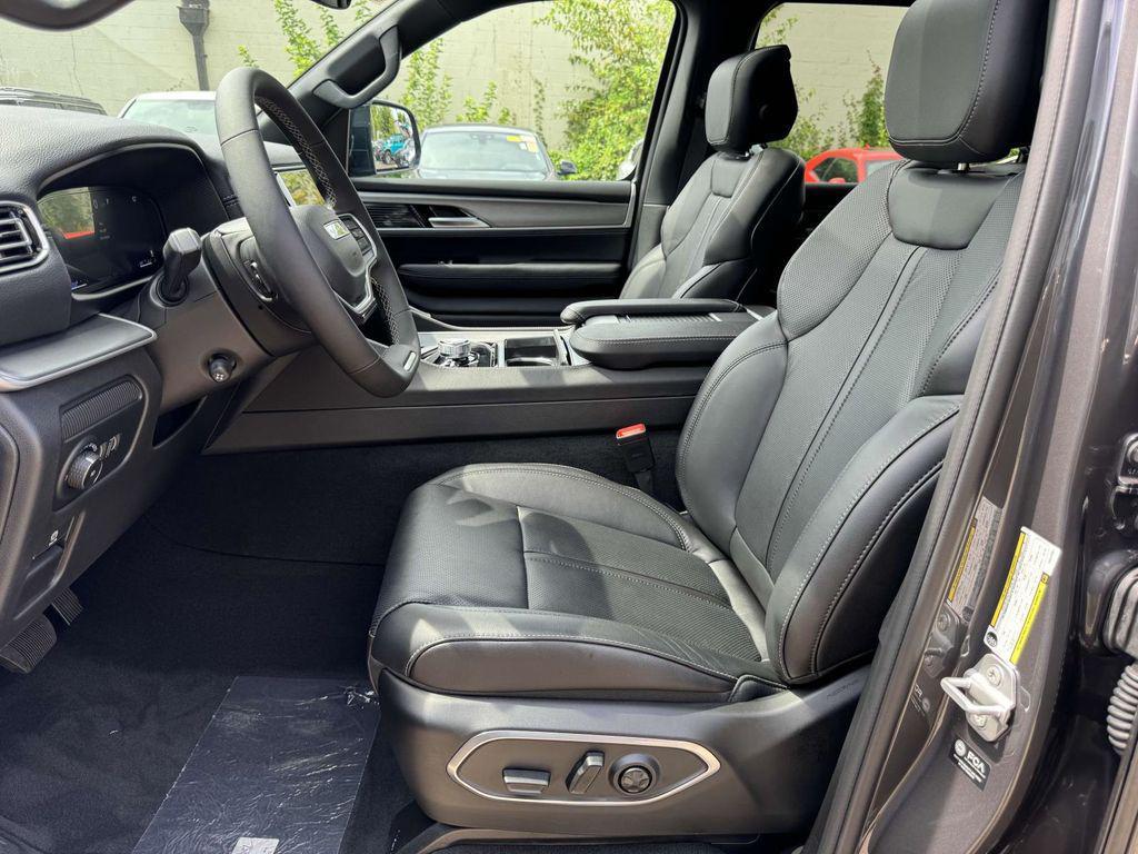 new 2025 Jeep Wagoneer car, priced at $60,956