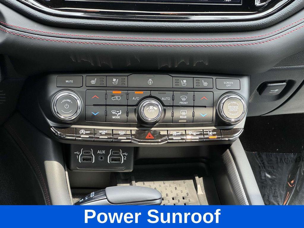 new 2025 Dodge Durango car, priced at $39,275