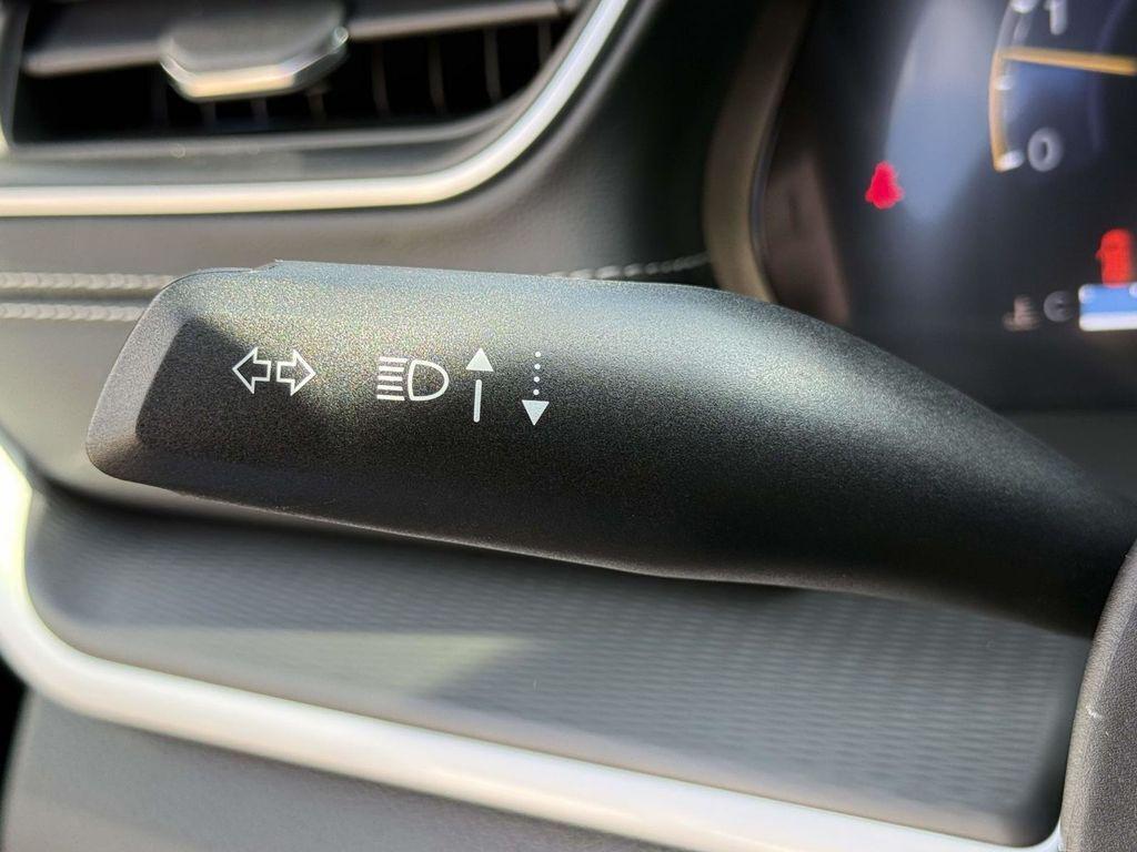 new 2025 Jeep Grand Cherokee L car, priced at $38,415