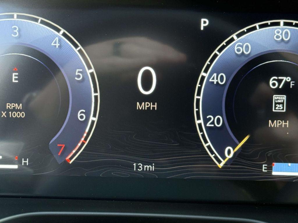 new 2025 Jeep Grand Cherokee car, priced at $53,770