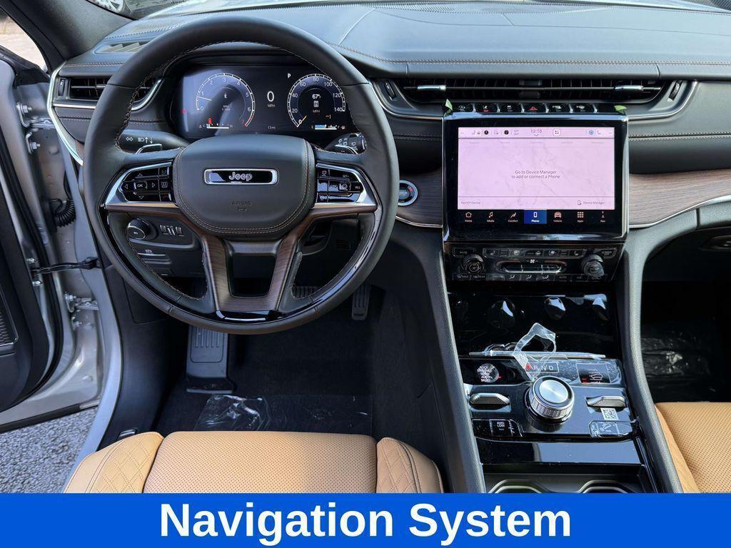 new 2025 Jeep Grand Cherokee car, priced at $53,770