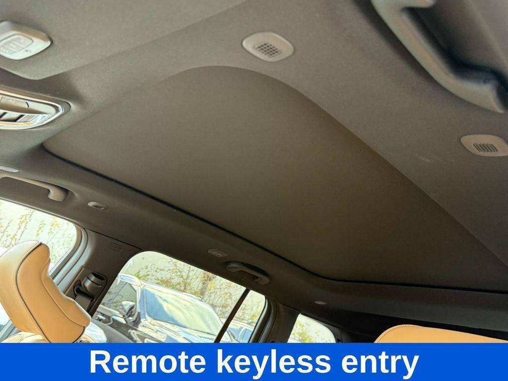 new 2025 Jeep Grand Cherokee car, priced at $53,770