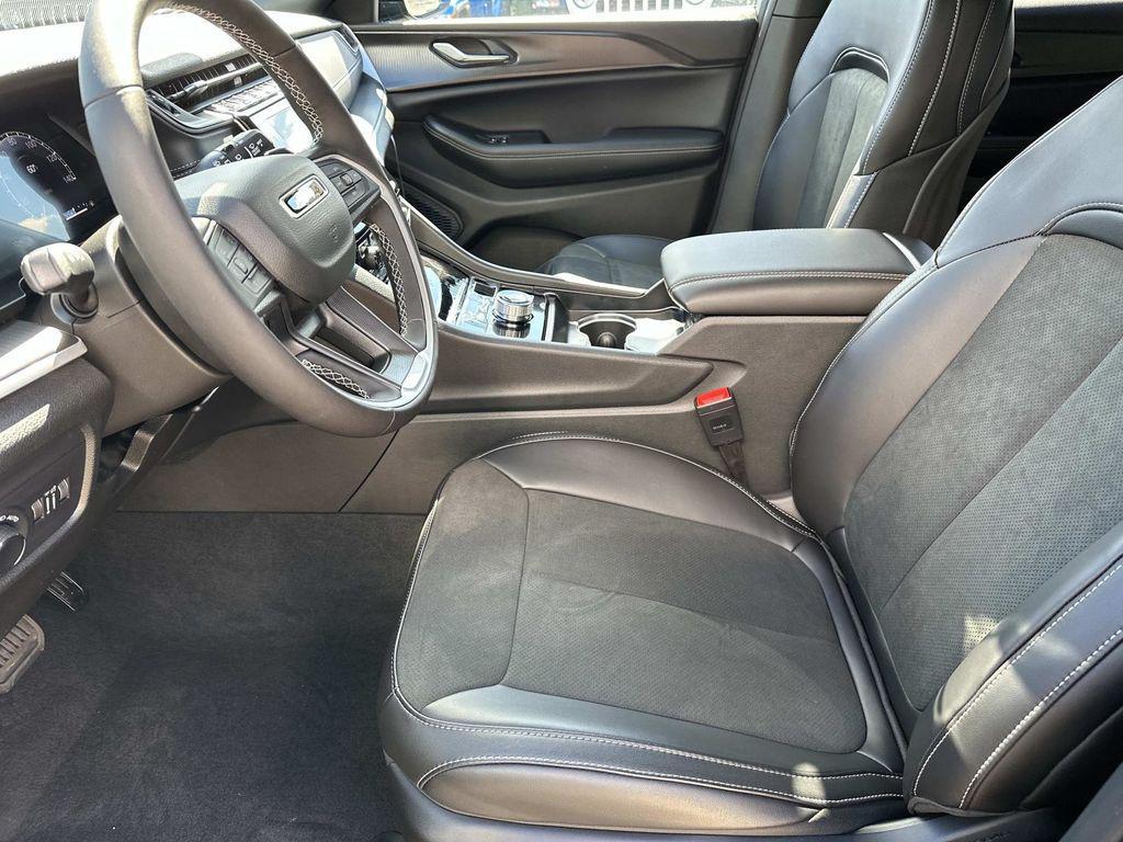 new 2025 Jeep Grand Cherokee L car, priced at $39,165